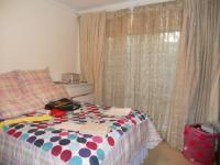 Bed Room 1 - 12 square meters of property in Lakeside