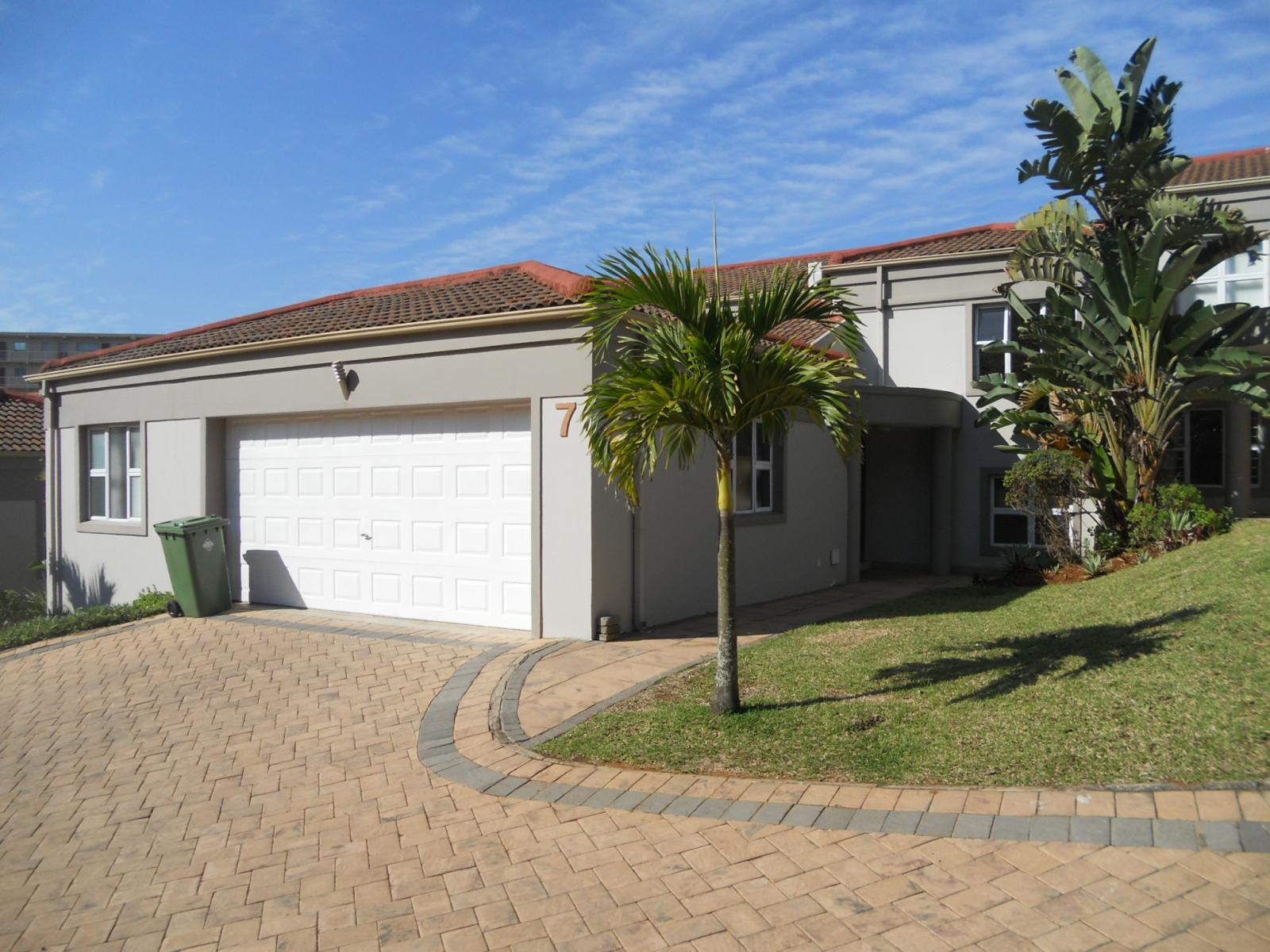 Front View of property in Sheffield Beach