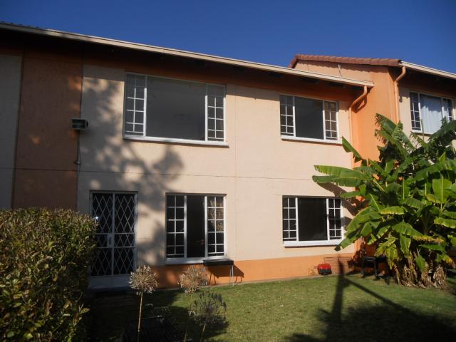 2 Bedroom Simplex for Sale For Sale in Boksburg - Home Sell - MR091555