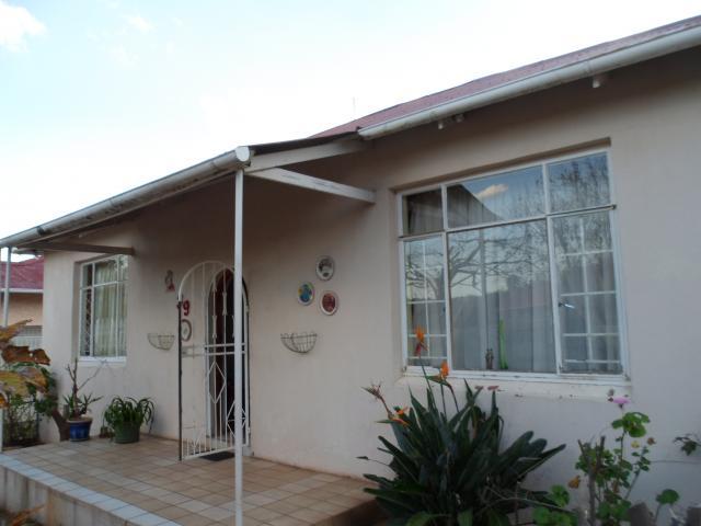 3 Bedroom House for Sale For Sale in Westdene (JHB) - Private Sale - MR091652