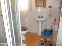 Main Bathroom - 6 square meters of property in Birchleigh