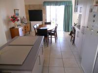 Kitchen - 15 square meters of property in Klein-Brakrivier