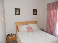 Bed Room 1 - 8 square meters of property in Klein-Brakrivier