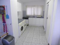 Kitchen - 18 square meters of property in Umtentweni