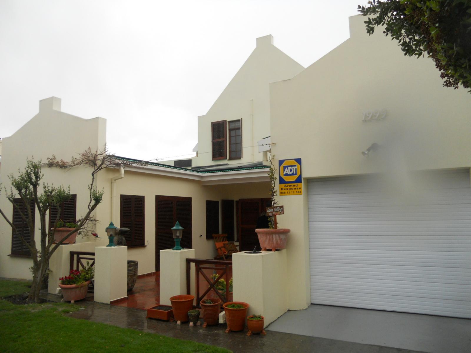 Front View of property in Hermanus