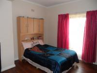 Bed Room 1 - 12 square meters of property in Pacaltsdorp