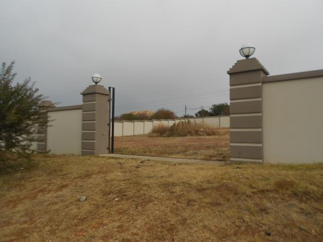 Land for Sale For Sale in Vaalmarina - Private Sale - MR092352