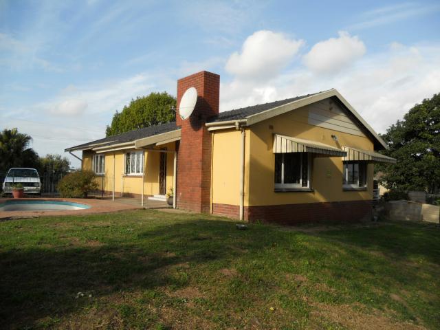 3 Bedroom House for Sale For Sale in Queensburgh - Home Sell - MR092607