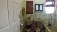 Bathroom 1 - 7 square meters of property in Christoburg