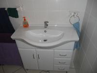 Main Bathroom - 5 square meters of property in Mossel Bay