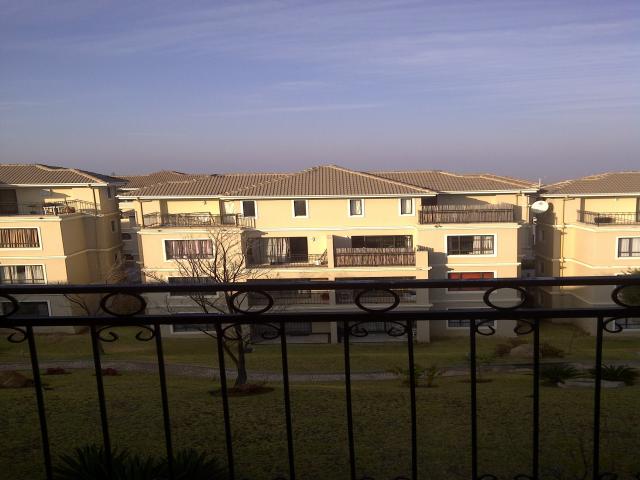 2 Bedroom Apartment for Sale For Sale in Midrand - Private Sale - MR092674