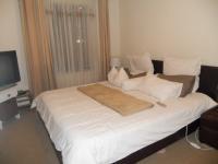Main Bedroom - 17 square meters of property in Greenstone Hill