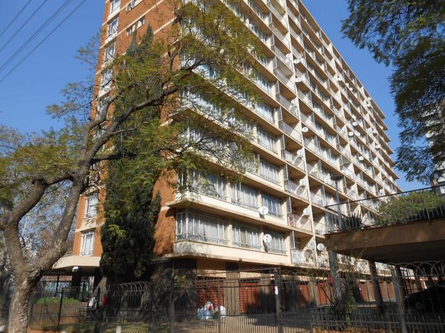 1 Bedroom Apartment for Sale For Sale in Pretoria Central - Private Sale - MR092810