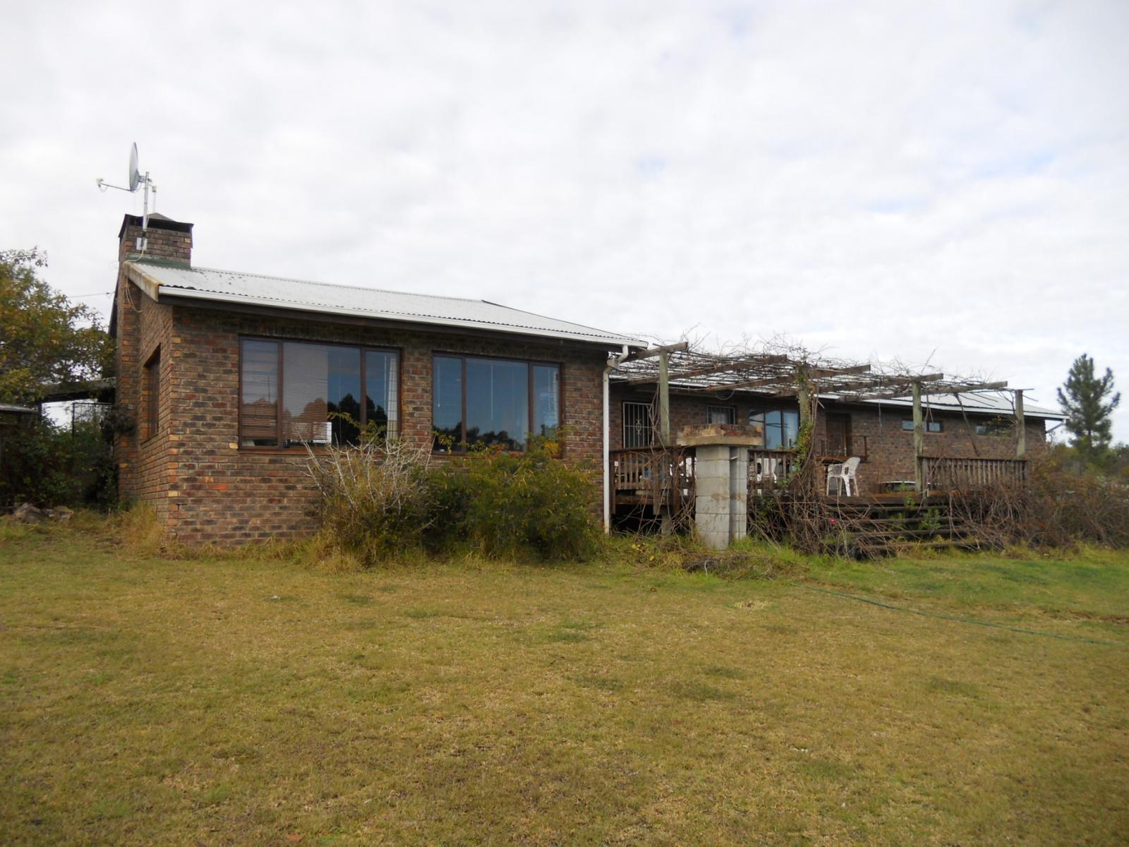 Front View of property in Knysna