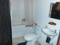 Bathroom 2 - 6 square meters of property in Cullinan