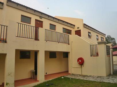 2 Bedroom Simplex for Sale For Sale in Ferndale - JHB - Private Sale - MR09333