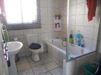 Main Bathroom - 5 square meters of property in Boksburg