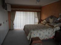 Main Bedroom - 30 square meters of property in Mossel Bay