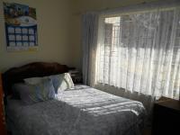 Bed Room 1 - 12 square meters of property in Dersley
