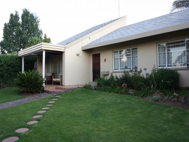 3 Bedroom House for Sale For Sale in Sandown - Home Sell - MR093746