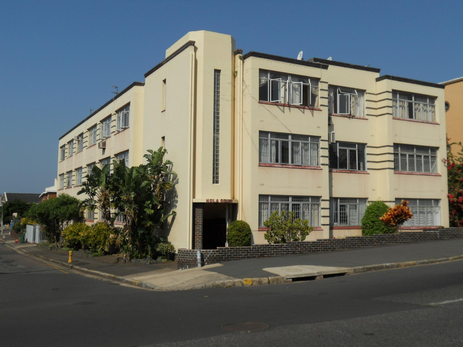 Front View of property in Durban Central