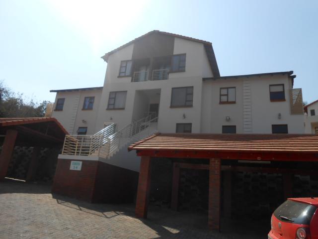 2 Bedroom Sectional Title for Sale For Sale in Rustenburg - Private Sale - MR094104