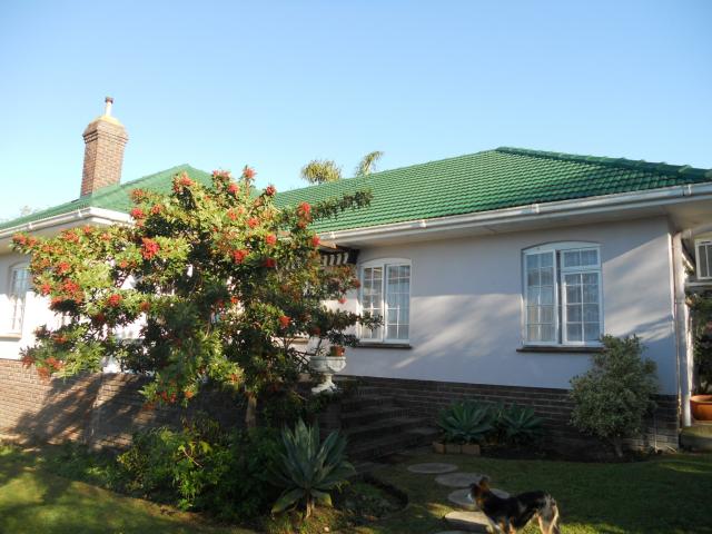 4 Bedroom House for Sale For Sale in Somerset West - Home Sell - MR094219