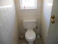 Bathroom 2 - 2 square meters of property in Somerset West
