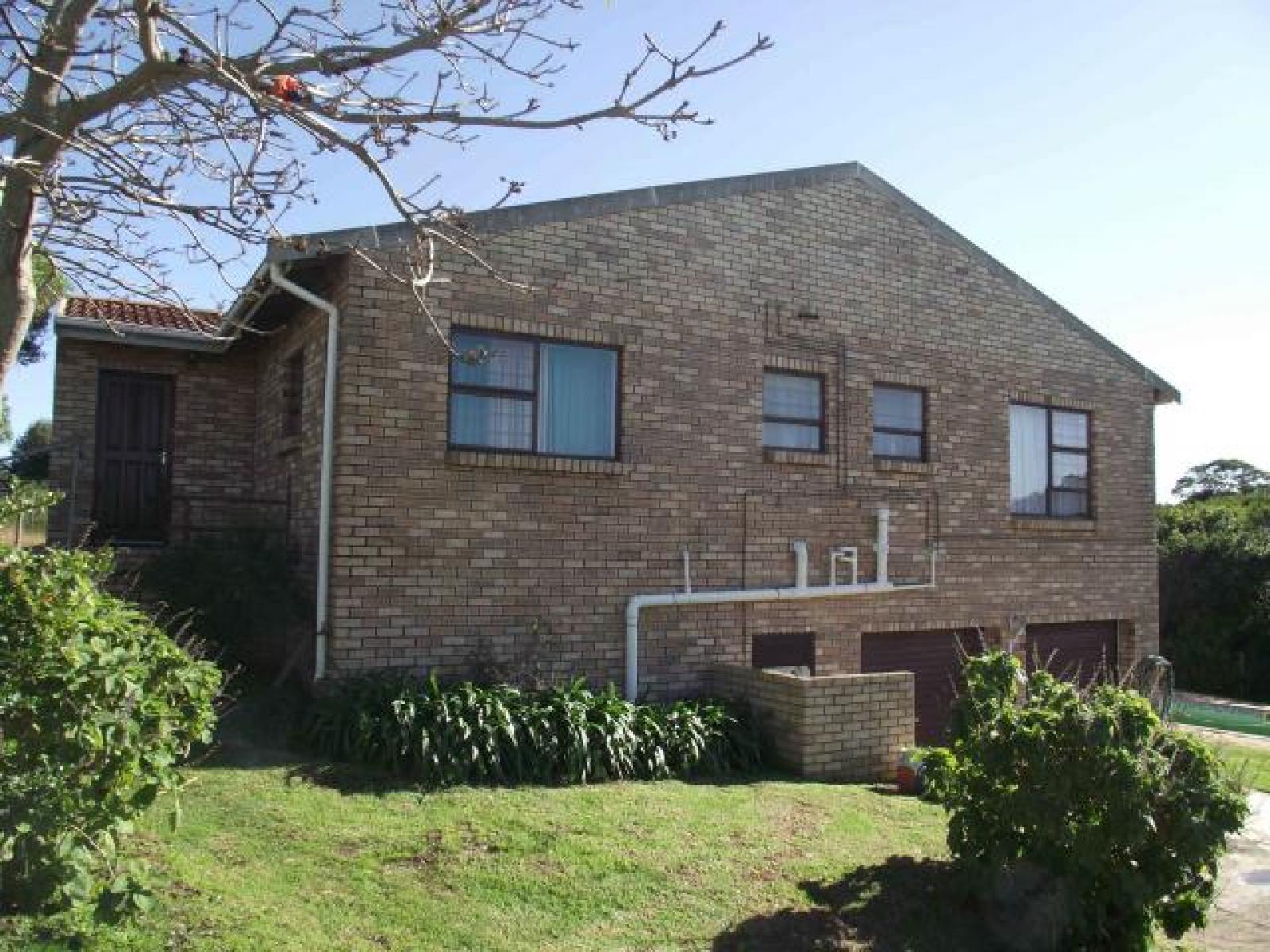 Front View of property in Jeffrey's Bay