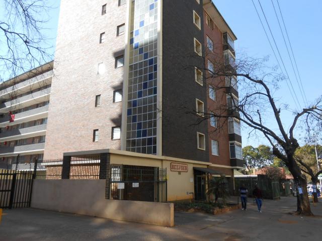 3 Bedroom Apartment for Sale For Sale in Pretoria Central - Private Sale - MR094380