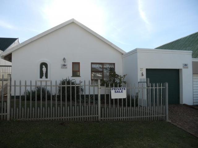 3 Bedroom House for Sale For Sale in King George Park - Home Sell - MR094386