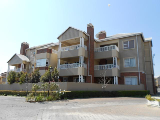 3 Bedroom Apartment for Sale For Sale in Greenstone Hill - Private Sale - MR094464