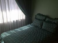 Bed Room 2 - 10 square meters of property in Lenasia South