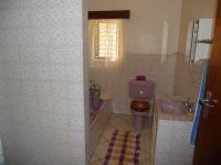 Bathroom 1 - 7 square meters of property in Port Shepstone