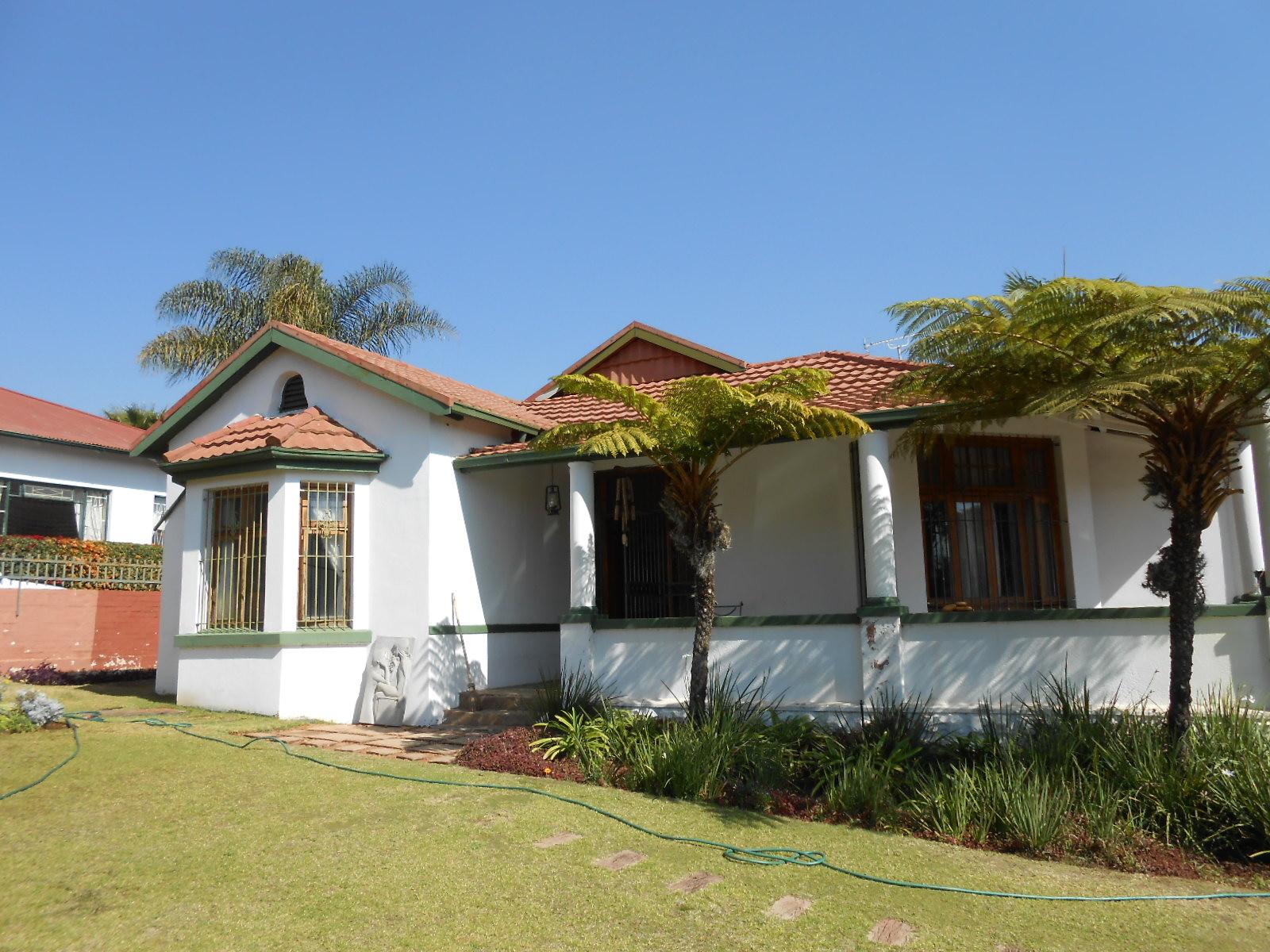 Front View of property in Villieria