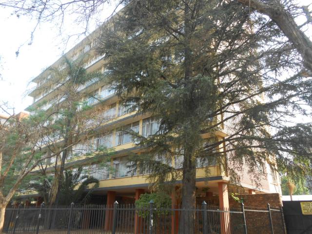 2 Bedroom Apartment for Sale For Sale in Pretoria Central - Private Sale - MR094662