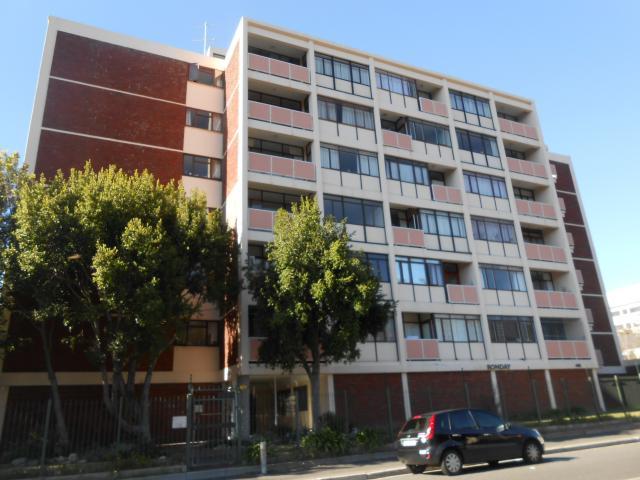 3 Bedroom Apartment for Sale For Sale in Newlands - CPT - Private Sale - MR094743