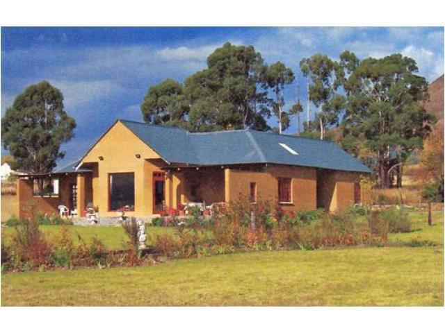 2 Bedroom House for Sale For Sale in Wakkerstroom - Home Sell - MR094749