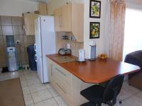 Kitchen - 17 square meters of property in Rayton