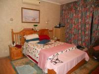 Main Bedroom - 23 square meters of property in Margate