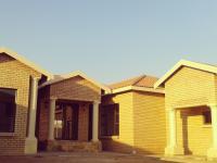 Front View of property in Kimberley