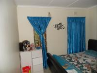 Bed Room 1 - 7 square meters of property in Eshowe