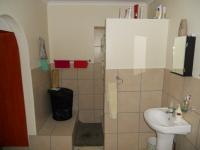 Bathroom 1 - 8 square meters of property in Eshowe