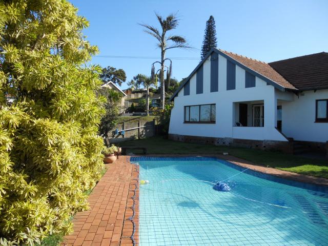 4 Bedroom House for Sale For Sale in Montclair (Dbn) - Home Sell - MR095055