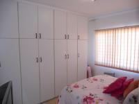 Main Bedroom - 14 square meters of property in Mayville (KZN)