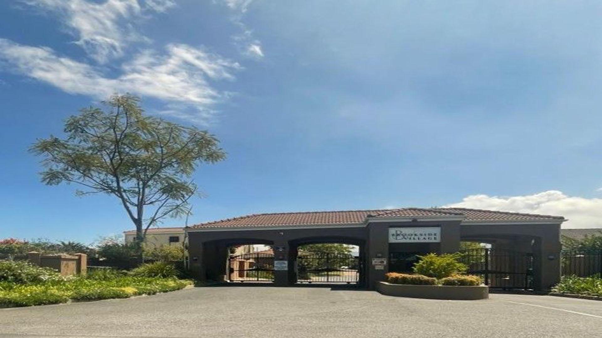 Front View of property in Somerset West