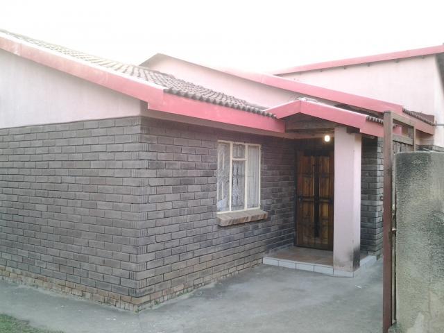 3 Bedroom House for Sale For Sale in Nelspruit Central - Private Sale - MR095354