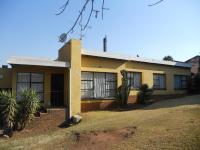 Front View of property in Roodepoort North