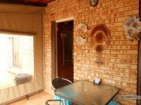 Patio - 10 square meters of property in Breaunanda