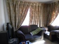 Lounges - 14 square meters of property in Clayville